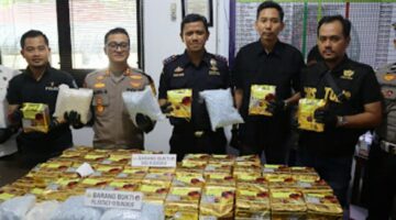 Tim Gabungan Bea Cukai dan Kepolisian Bengkalis Gagalkan Upaya Penyelundupan 87,7 Kilogram Sabu di Perairan Sepahat