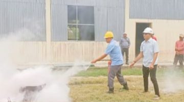 Sosialisasi Safety Fire Asian Agri Penggunaan Alat Pelindung: PT Rigunas Agri Utama-Pranap